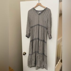 Beautiful, light & airy boho dress. Perfect for summer!